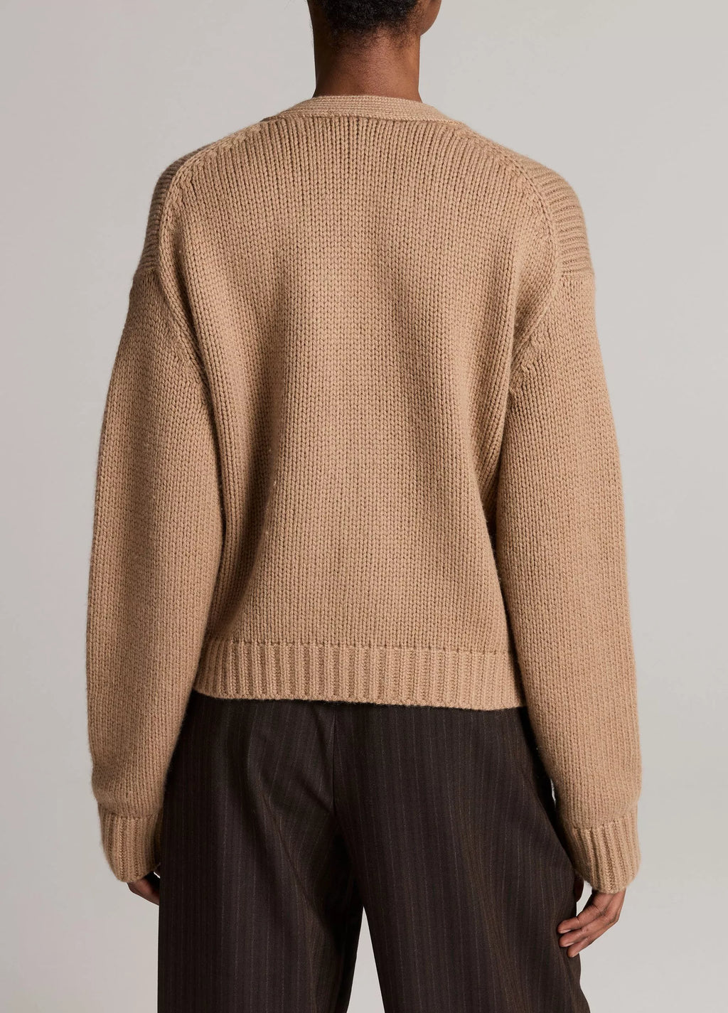 Vince Wool-Cashmere Boxy V-Neck Cardigan