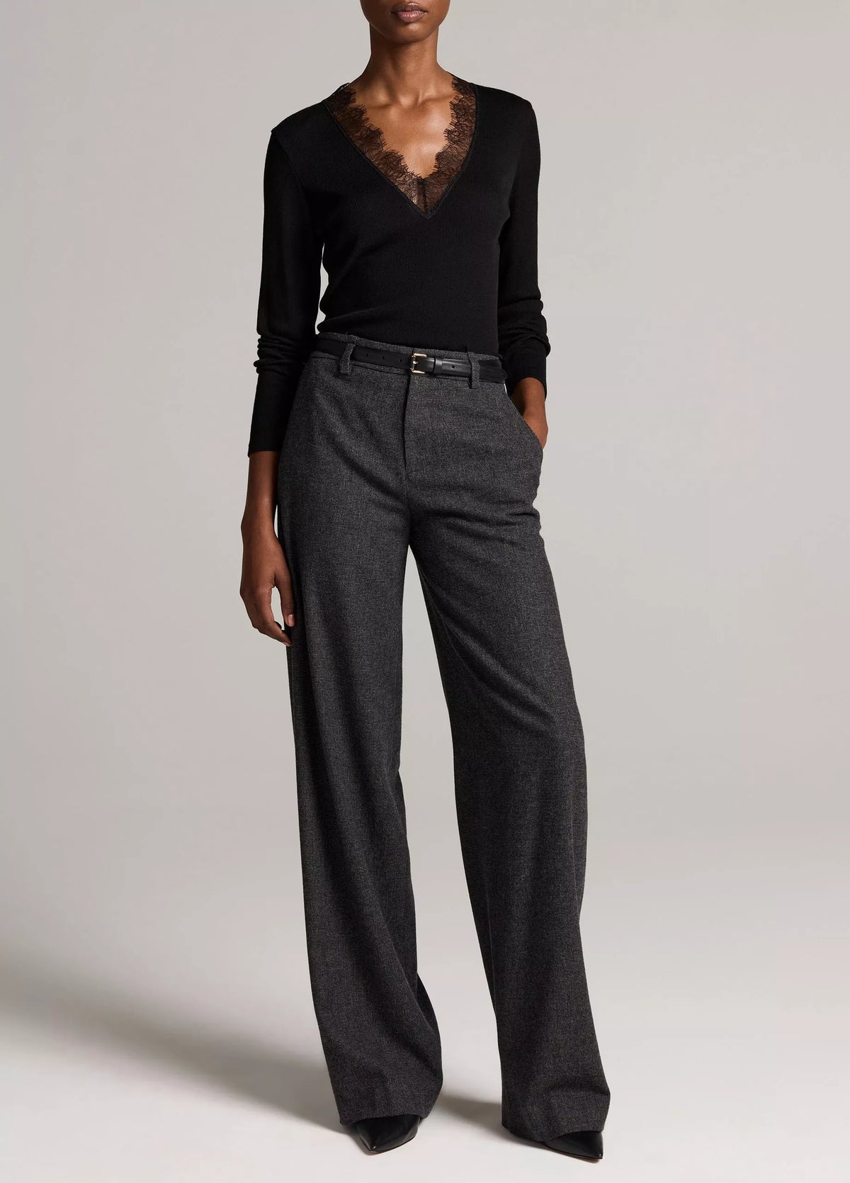 Vince Lace-Trim Ribbed Long-Sleeve V-Neck Top