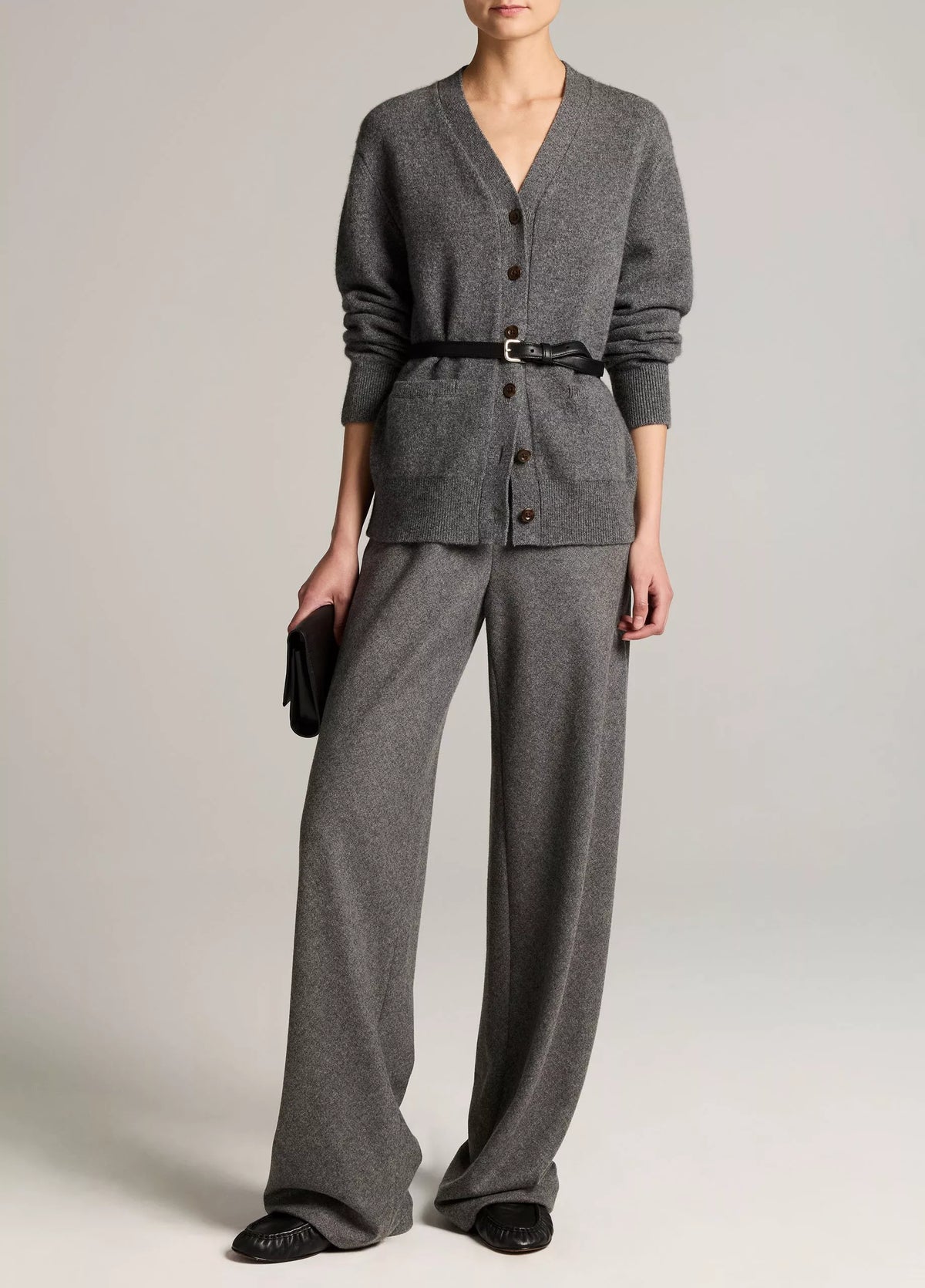 Vince Wool & Cashmere-Blend Relaxed V-Neck Cardigan