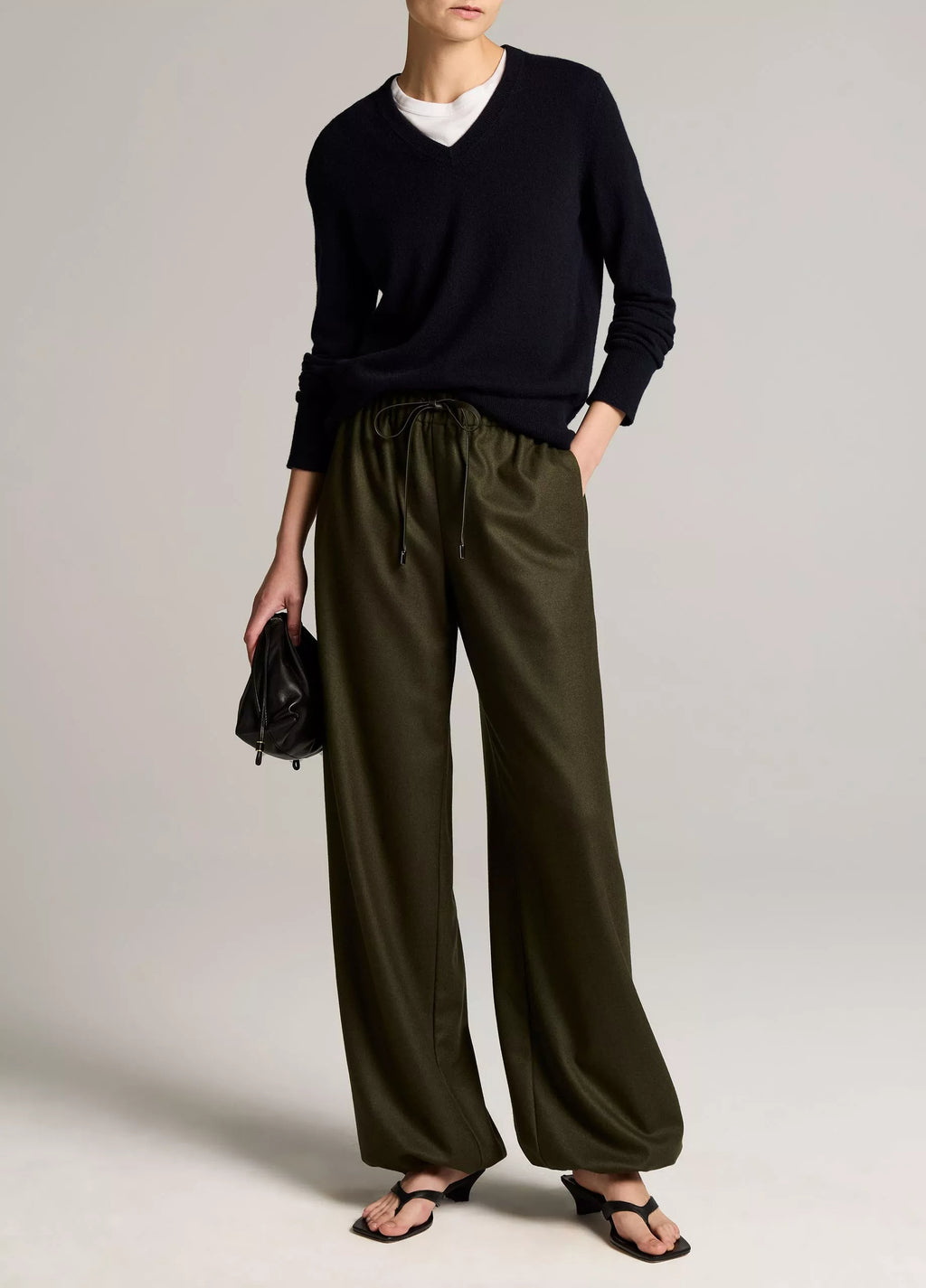Vince Cashmere Casual V-Neck Sweater