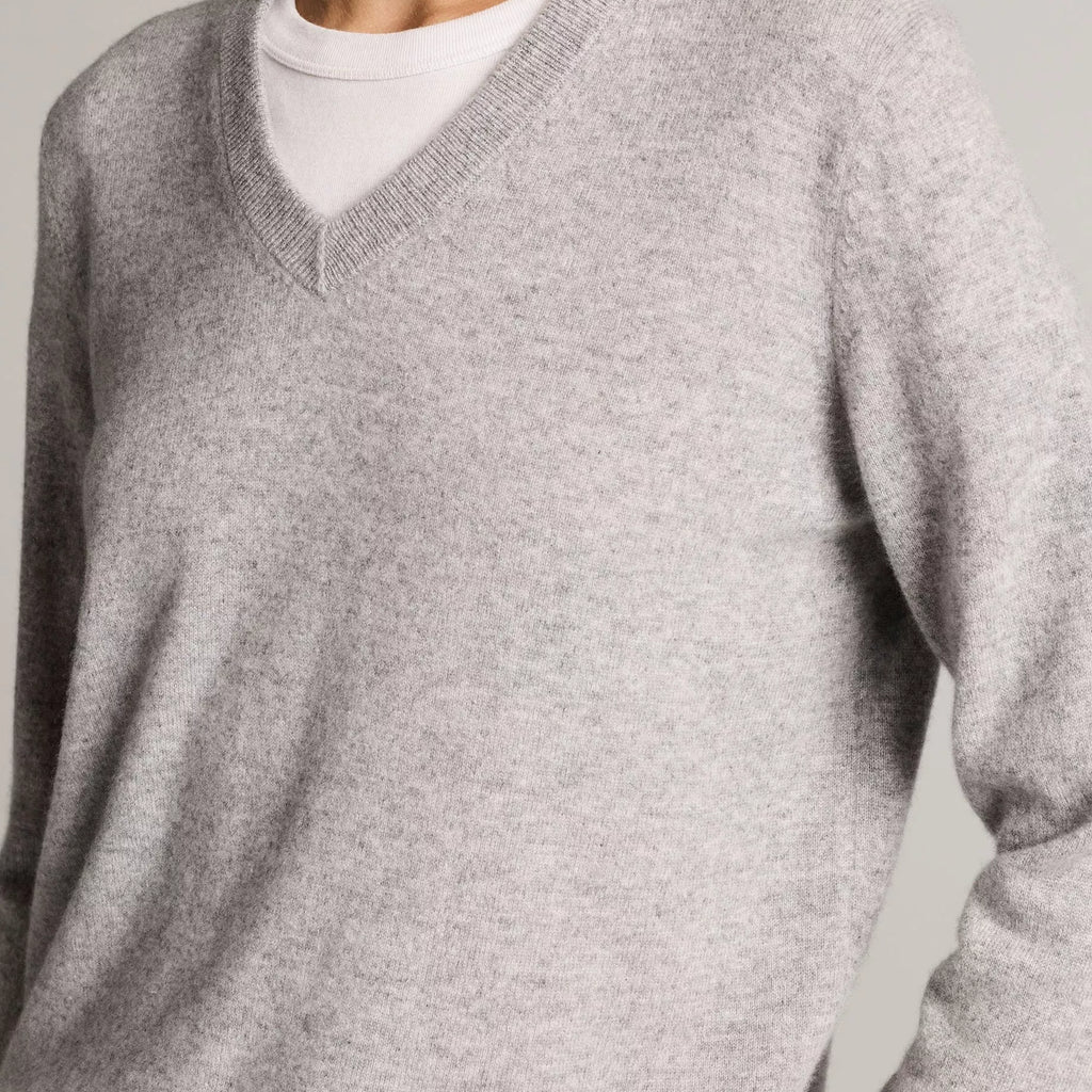Vince Cashmere Casual V-Neck Sweater