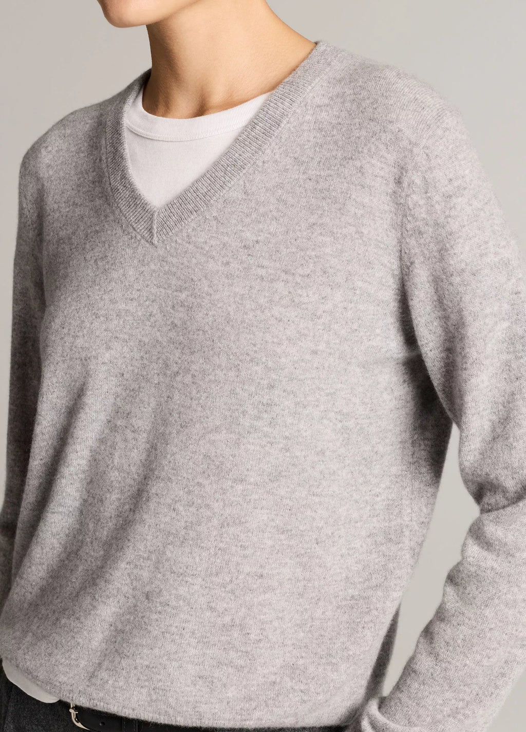Vince Cashmere Casual V-Neck Sweater