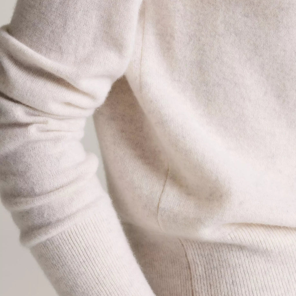 Vince Cashmere Casual V-Neck Sweater