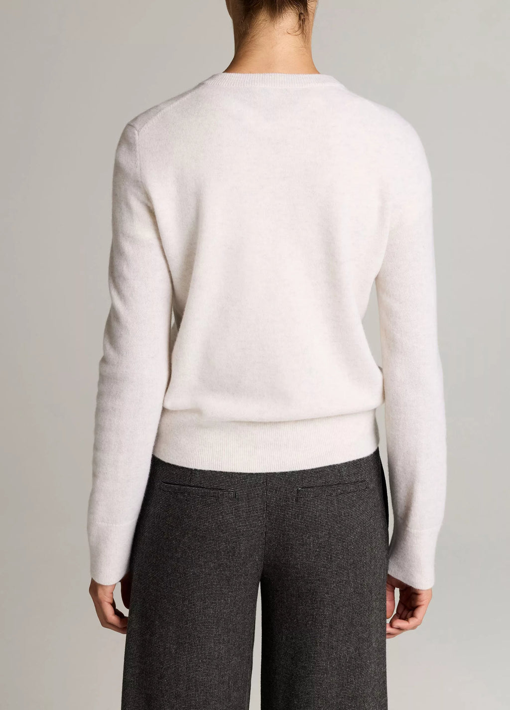Vince Cashmere Casual V-Neck Sweater