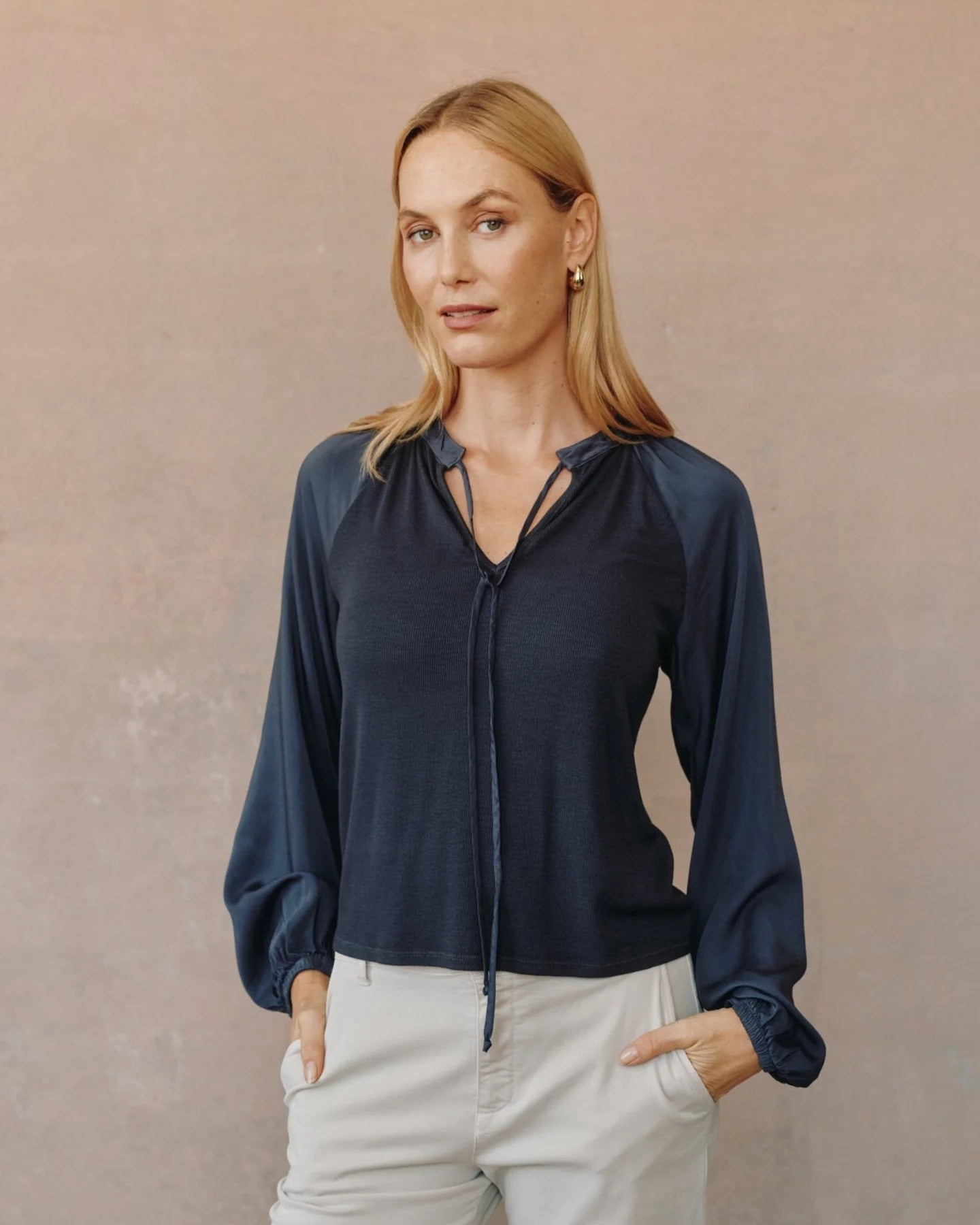 Bella Dahl Long Sleeve Raglan Mixed Shirt
