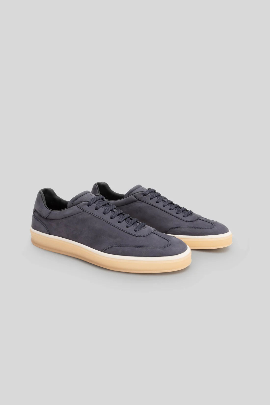 Robert Barakett Coppi T Toe Walking Sneaker