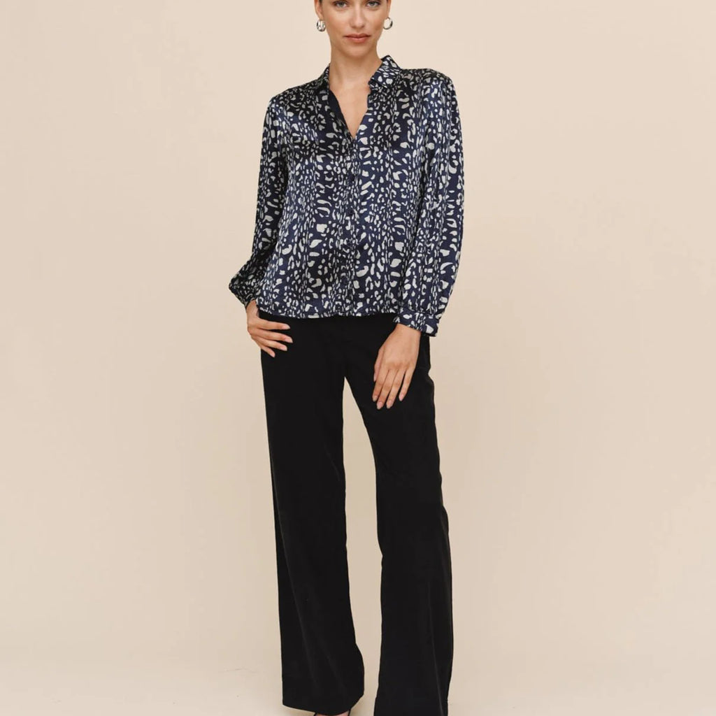 Bella Dahl Shirred Shoulder Button Down