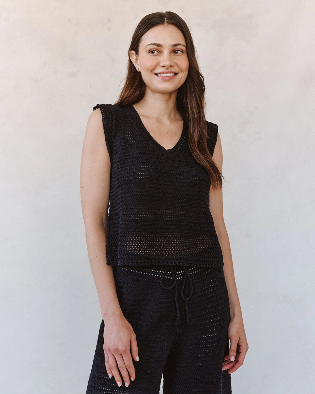 Bella Dahl Short Sleeve V-Neck Crochet Top