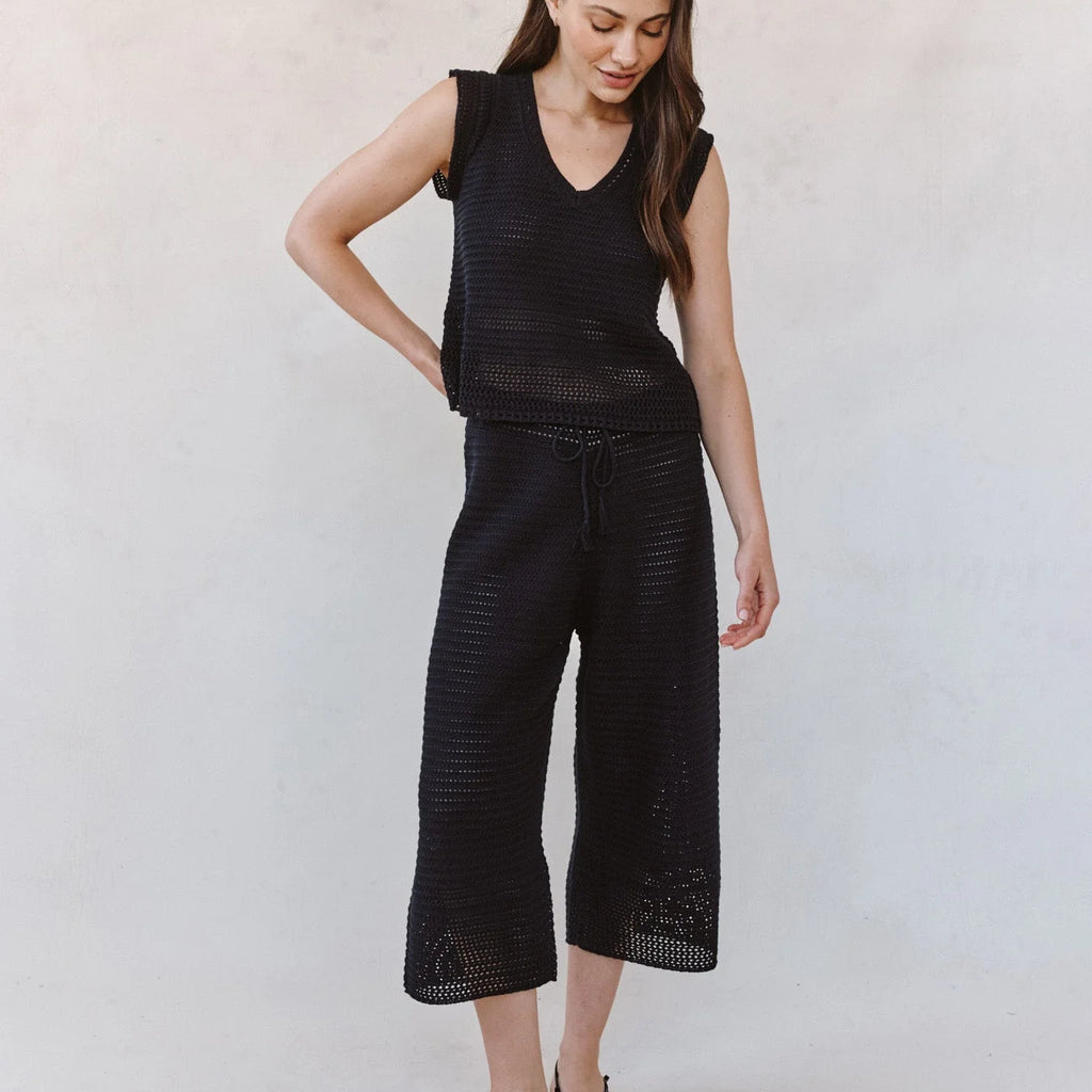 Bella Dahl Short Sleeve V-Neck Crochet Top