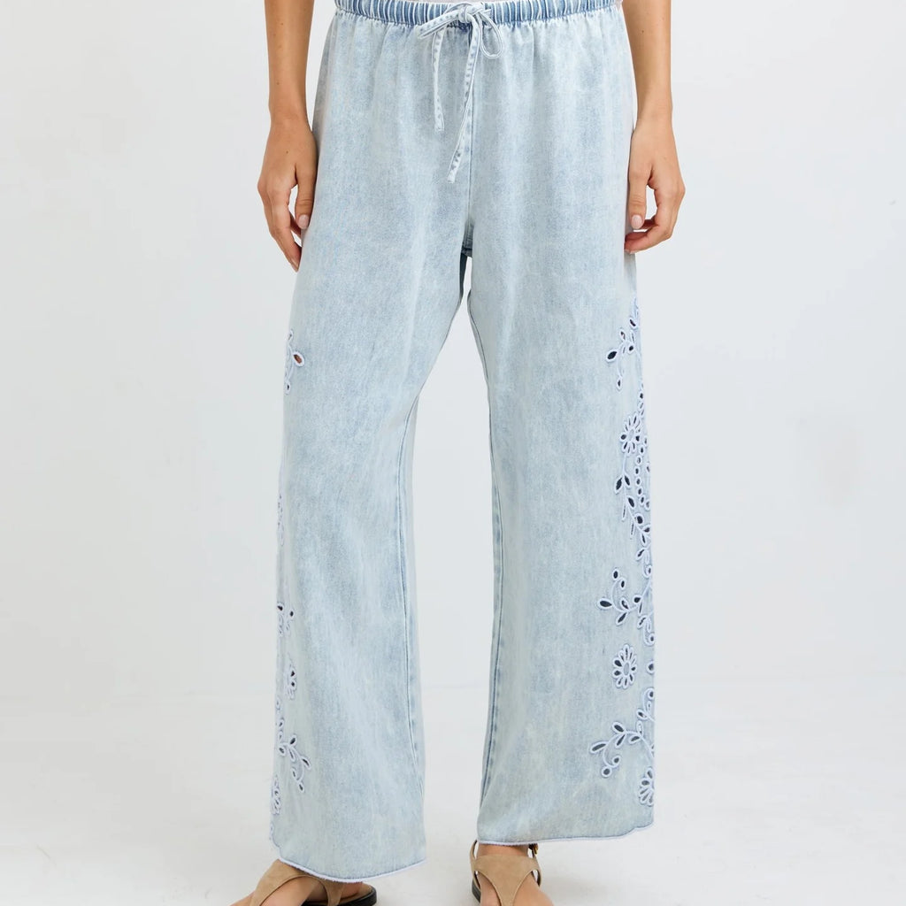 Bella Dahl Side Embroidered Beach Pant