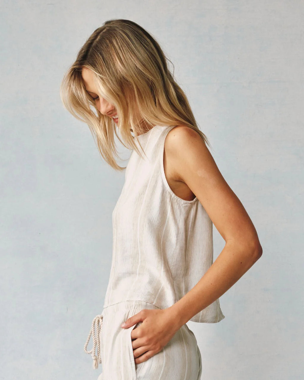 Bella Dahl Sleeveless Button Back Top