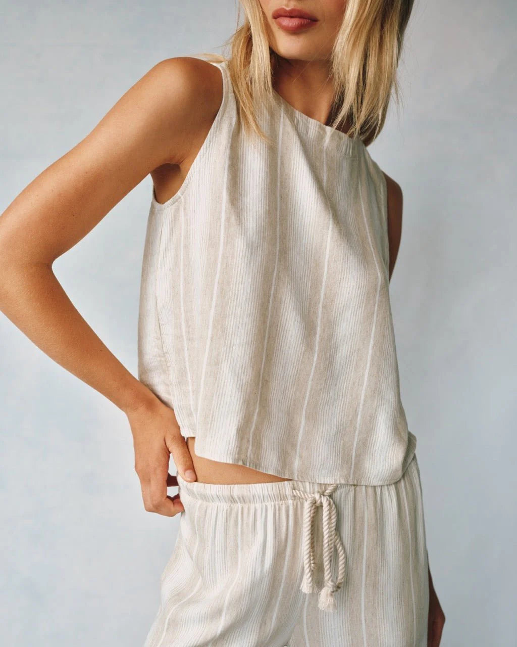 Bella Dahl Sleeveless Button Back Top