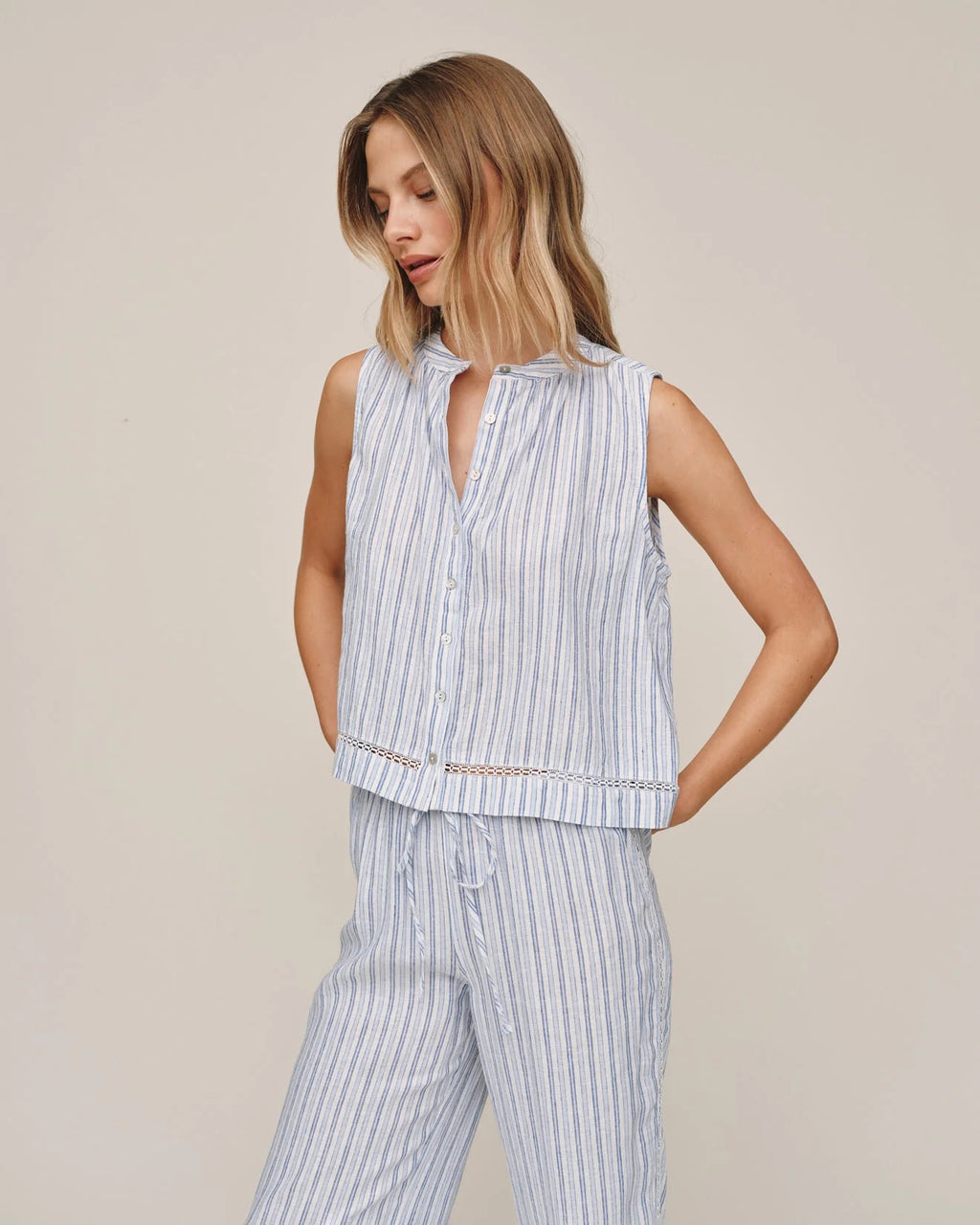 Bella Dahl Sleeveless Button Front