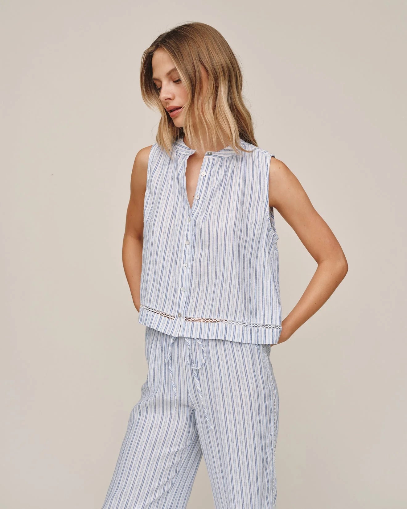 Bella Dahl Sleeveless Button Front