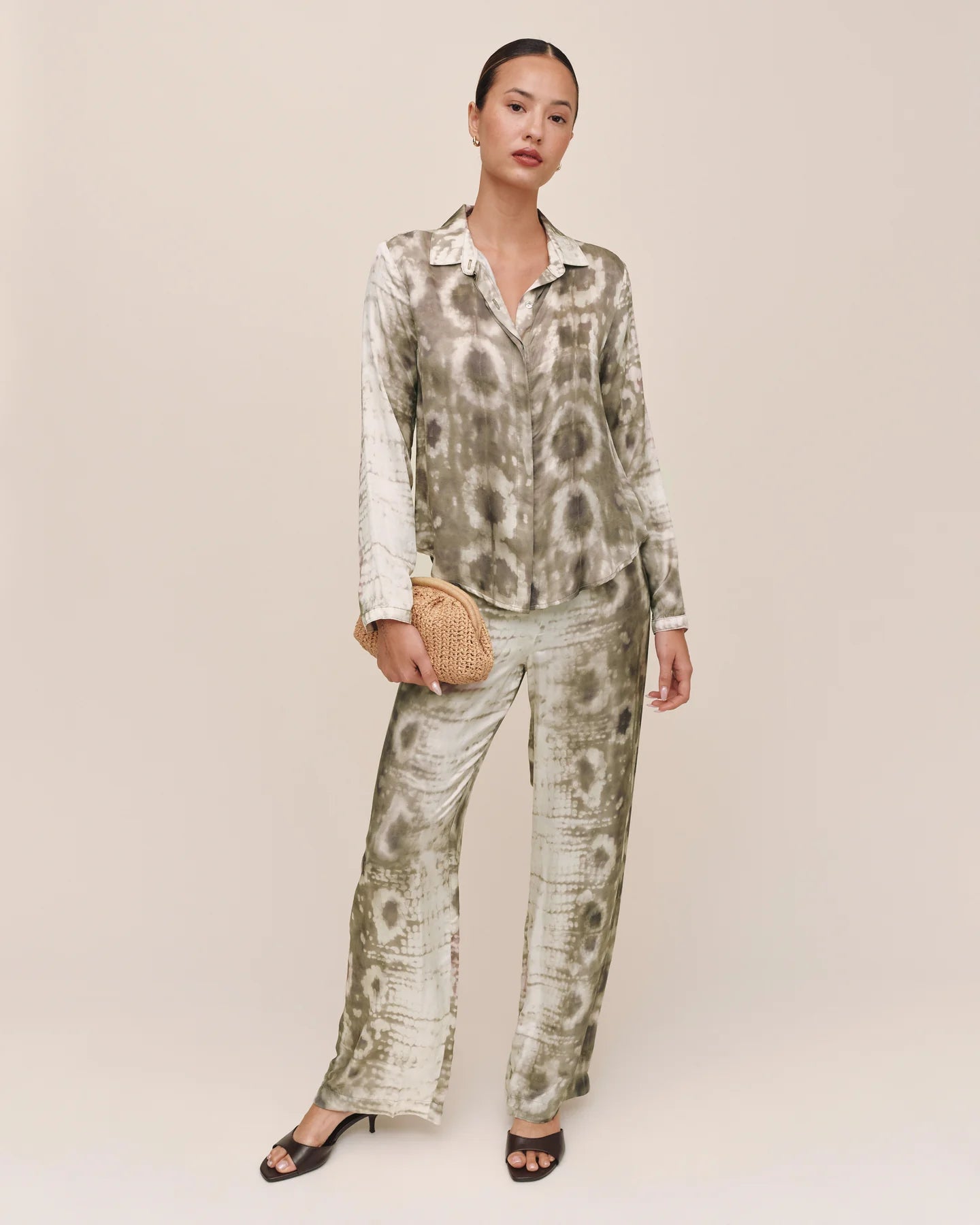 Bella Dahl Clean Hidden Placket Shirt
