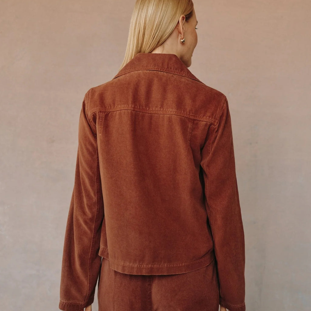 Bella Dhal Utility Crop Trench