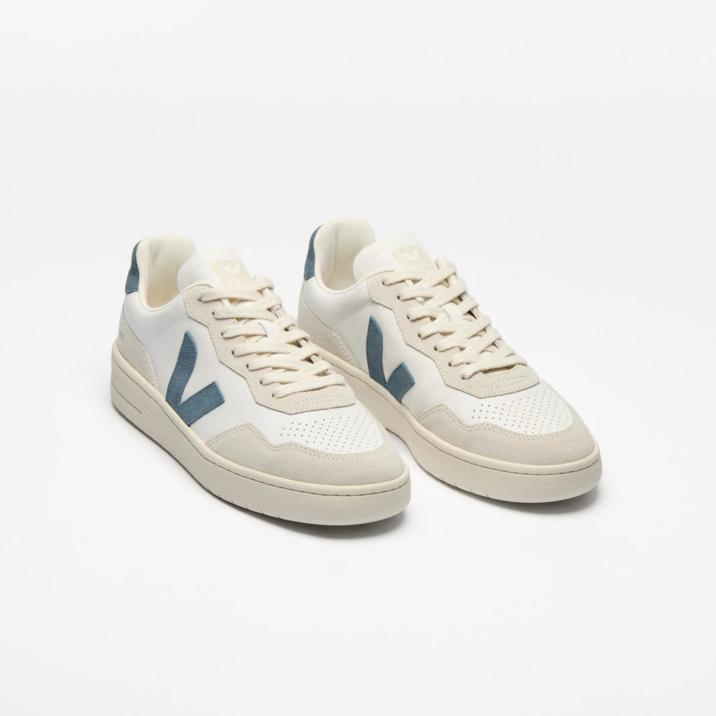 Veja V-90 Leather Sneaker