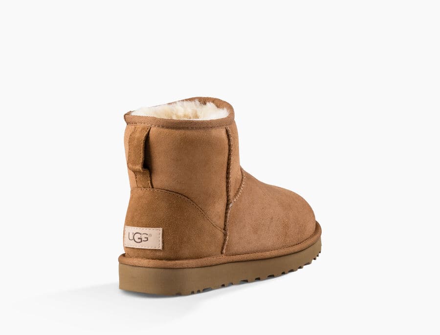 UGG® Women's Classic Mini II Boot