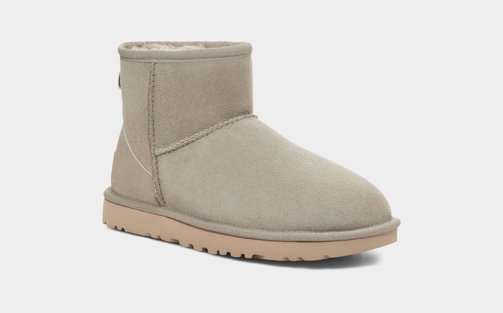 UGG® Women's Classic Mini II Boot