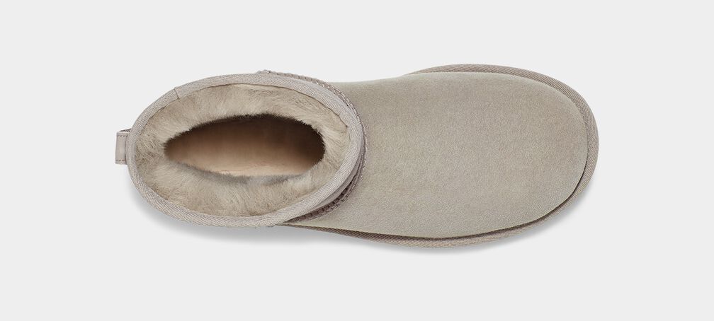 UGG® Women's Classic Mini II Boot