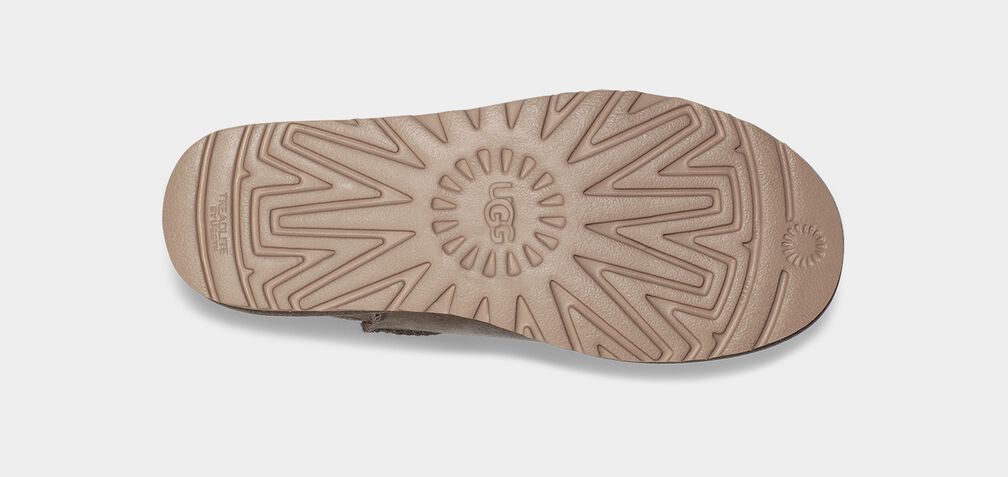 UGG® Women's Classic Mini II Boot