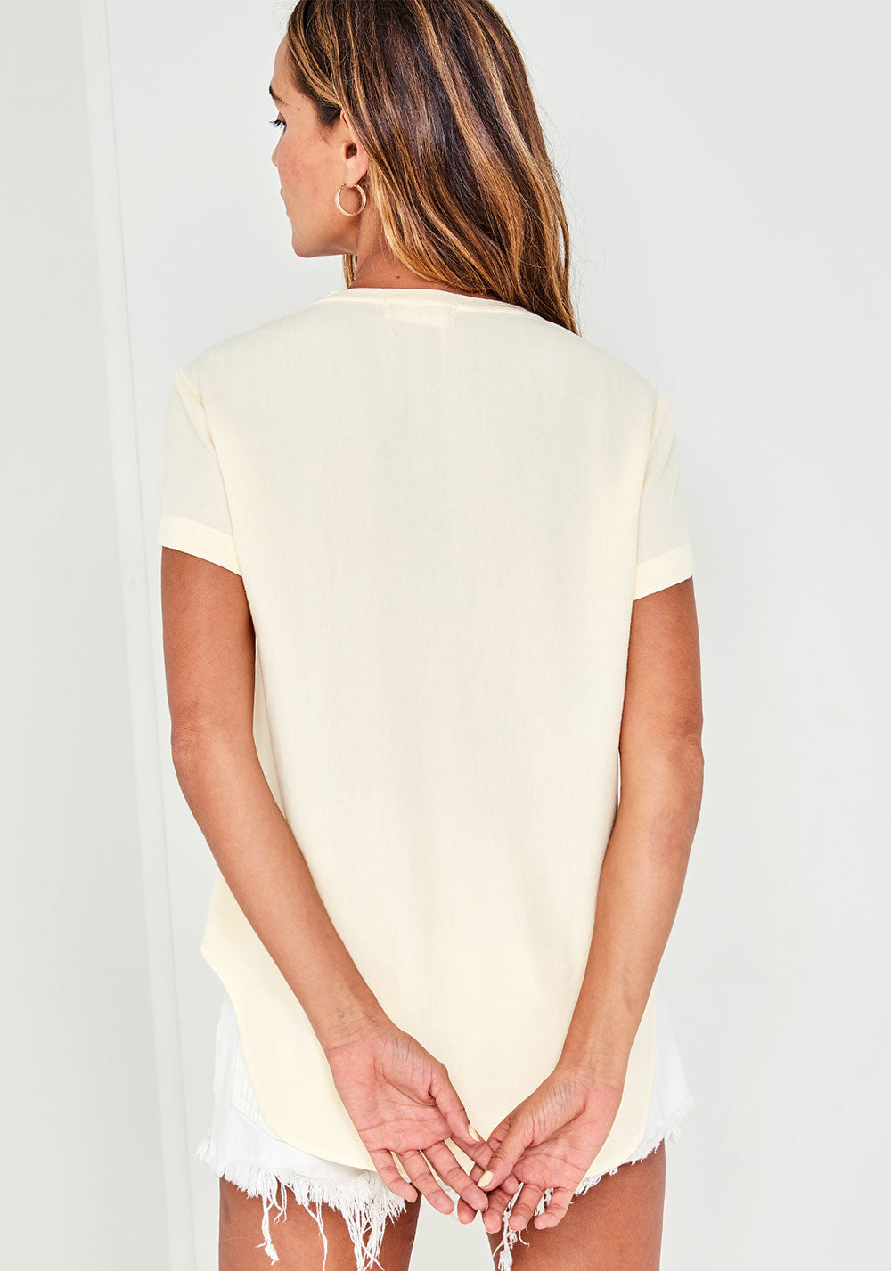 Bella Dahl V Neck Tee Puritan Cape Cod