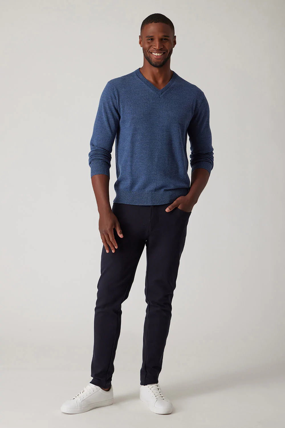 Raffi The Bronson Extra Fine Merino Wool V-Neck Sweater