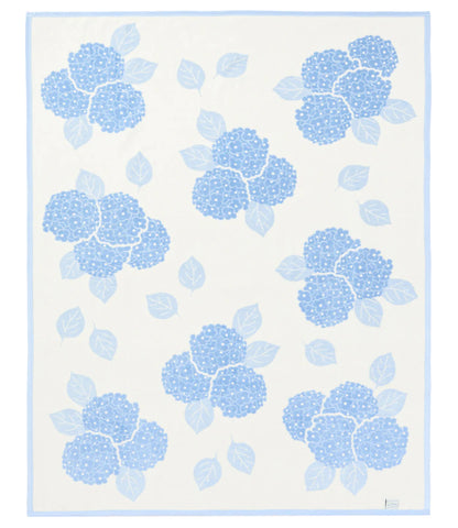 Chappy Wrap Hydrangeas Light Blue Blanket